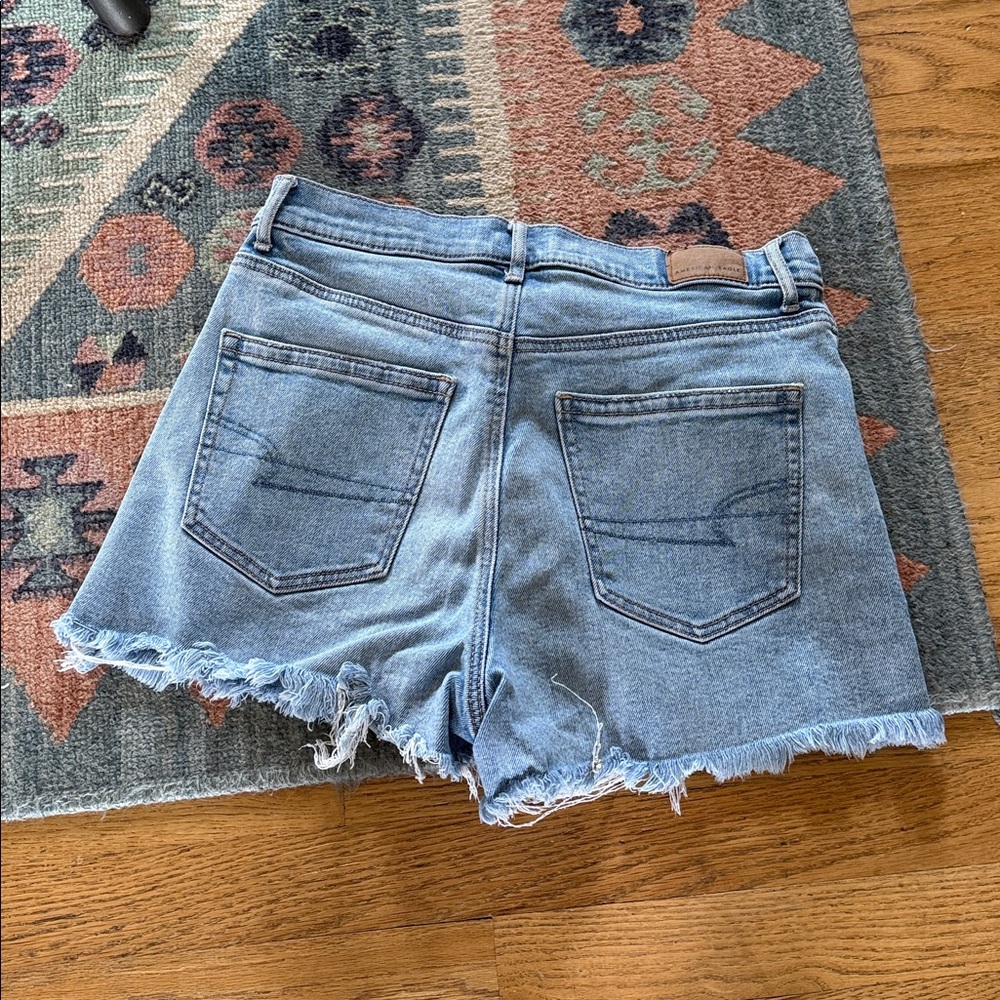 American Eagle Light Wash Denim Cutoff Shorts - Picture 2 of 5